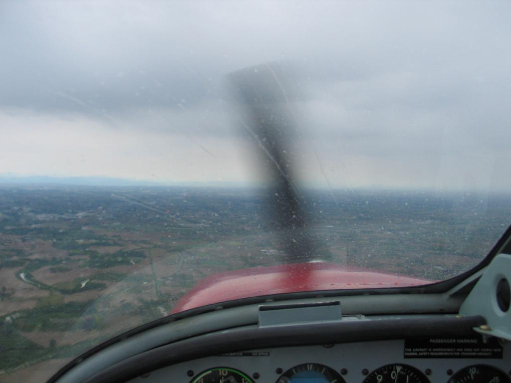 Piove. Sempre!.jpg